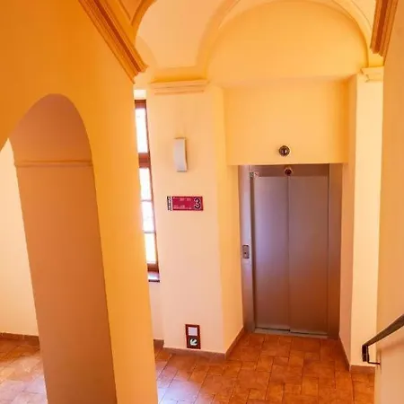 Apartamento Resedential In The Heart Of